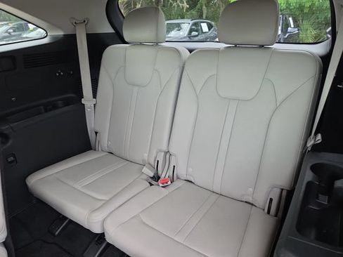 Certified 2023 Kia Sorento EX FWD image 13
