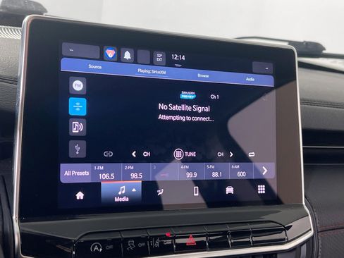 Used 2022 Jeep Compass Trailhawk image 14