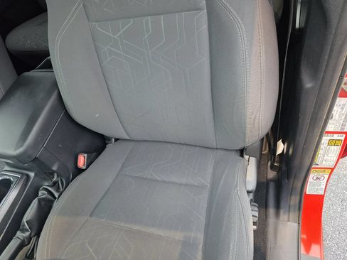 Used 2017 Toyota Tacoma TRD Sport w/ Tow Package (A/T) AWD/4WD image 11