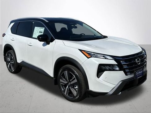 New 2025 Nissan Rogue SL w/ Tech Package image 5