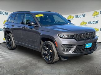 Used 2023 Jeep Grand Cherokee Altitude AWD/4WD video 1