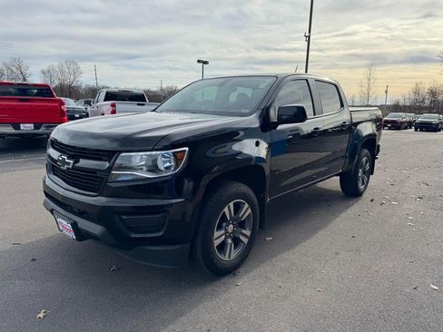 Used 2018 Chevrolet Colorado W/T w/ Custom Special Edition image 8