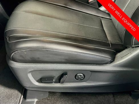 Used 2025 INFINITI QX60 Luxe w/ Cargo Package FWD image 20