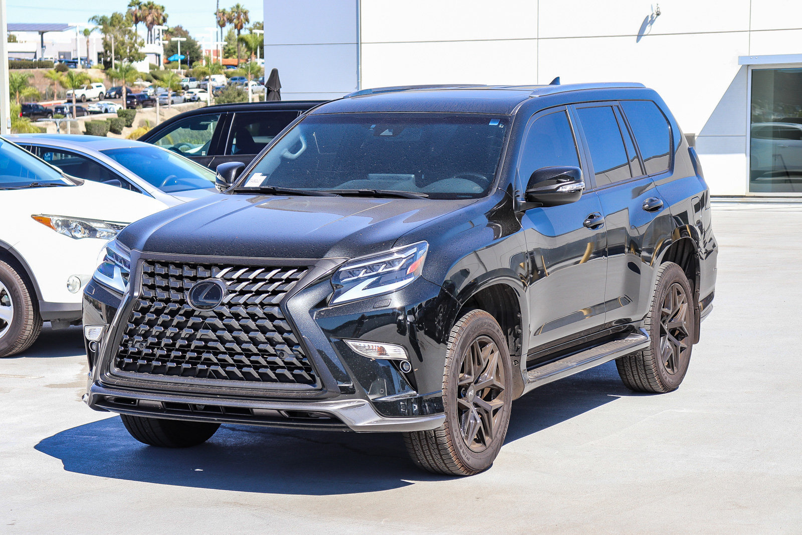 Used 2023 Lexus GX 460 Premium AWD/4WD image 3