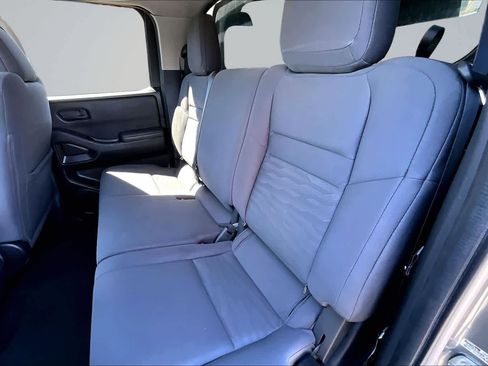Used 2023 Nissan Frontier S w/ Technology Package AWD/4WD image 13