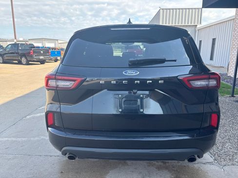 Used 2024 Ford Escape ST-Line image 9