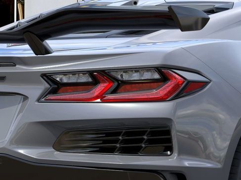 New 2025 Chevrolet Corvette Z06 w/ Z07 Performance Package image 11