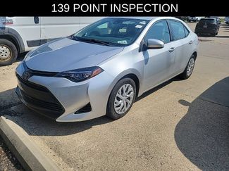 Used 2017 Toyota Corolla LE FWD video 2