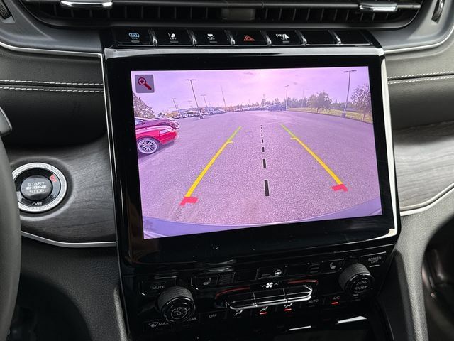 Used 2024 Jeep Grand Cherokee Limited 4xe AWD/4WD image 13