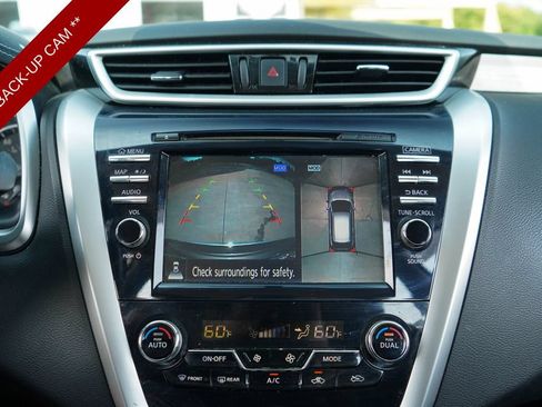 Used 2015 Nissan Murano SL FWD image 11