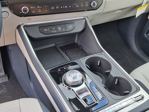 New 2026 Kia Carnival SX Prestige image 11