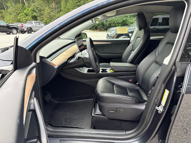 Used 2025 Tesla Model Y Long Range AWD/4WD image 22
