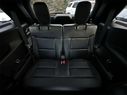 Used 2020 Ford Explorer ST w/ Premium Technology Package image 24