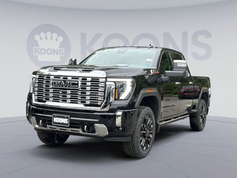 New 2026 GMC Sierra 2500 Denali w/ Denali Reserve Package AWD/4WD image 1
