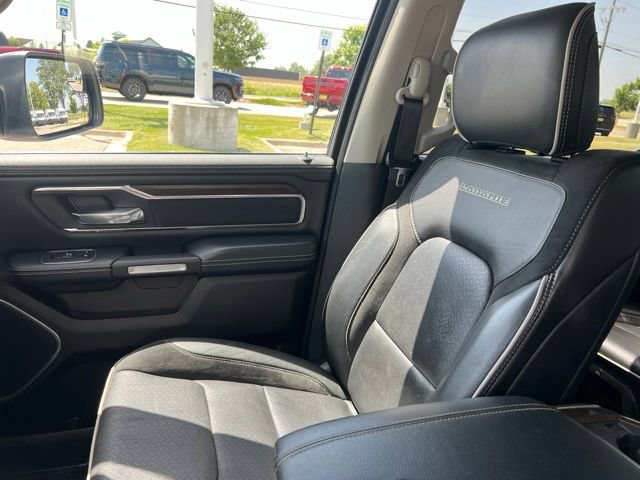 Used 2022 RAM 1500 Laramie AWD/4WD image 19