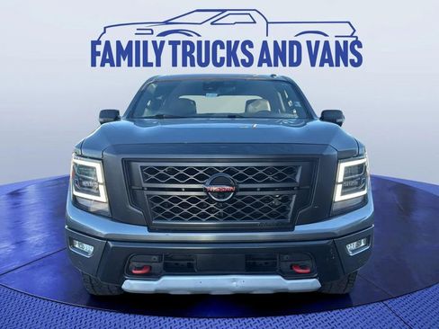 Used 2021 Nissan Titan PRO-4X w/ Pro-4x Convenience Package image 7