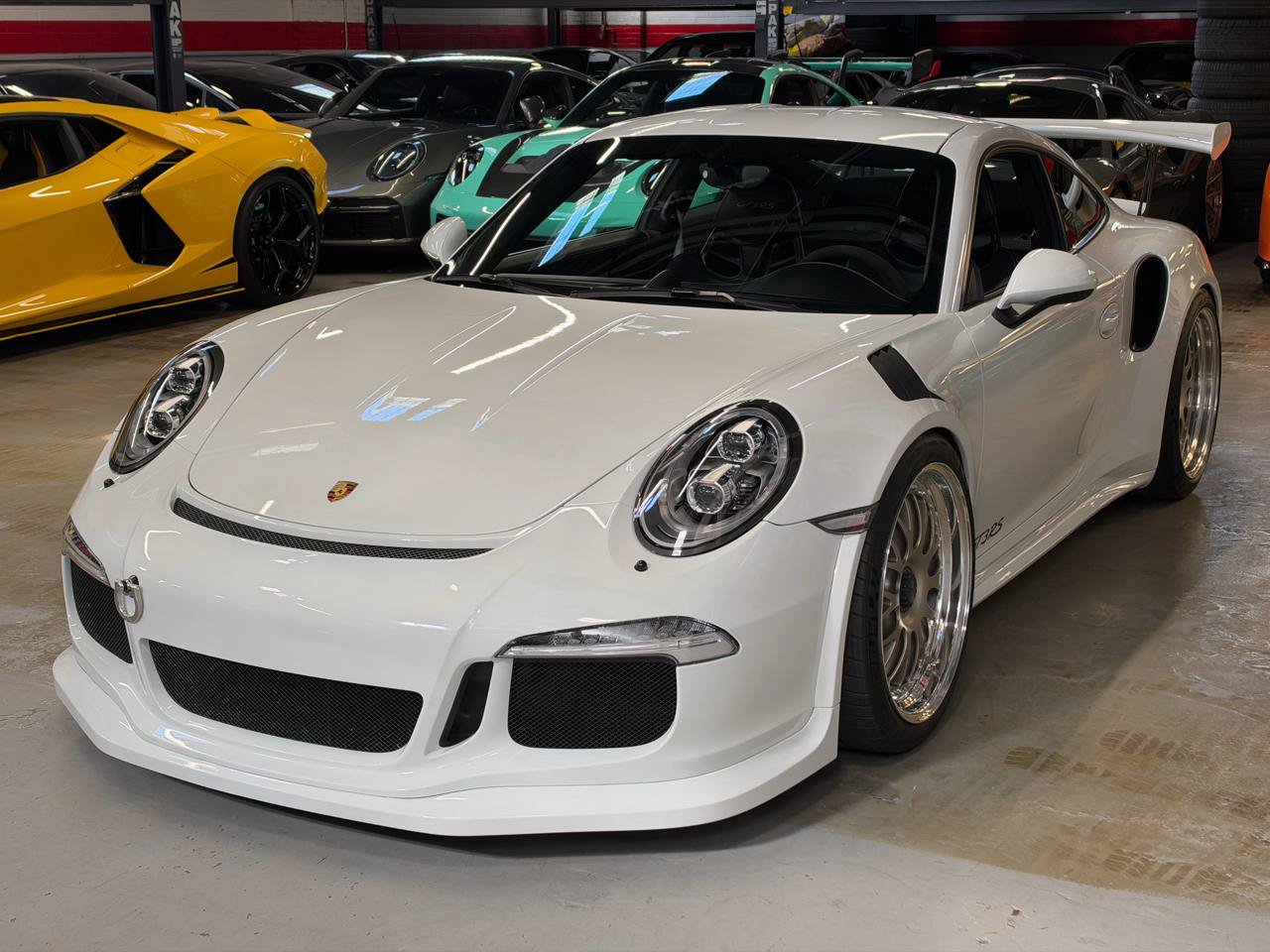 Used 2016 Porsche 911 GT3 RS RWD image 12