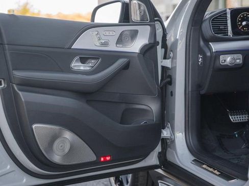 New 2026 Mercedes-Benz GLS 580 4MATIC image 42