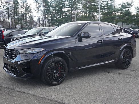 Used 2025 BMW X6 M Competition w/ Executive Package image 10