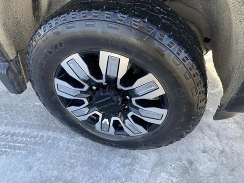 Used 2024 GMC Sierra 2500 Denali w/ Denali Reserve Package image 12