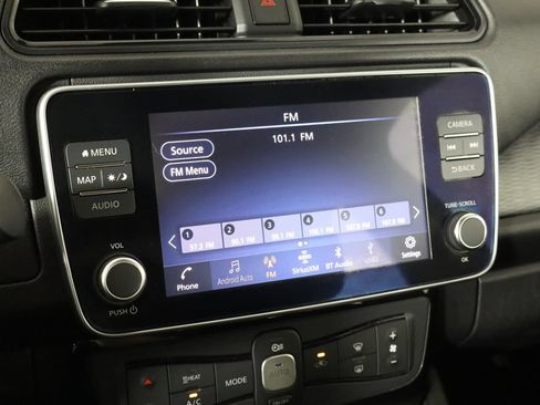 Used 2021 Nissan Leaf SV w/ SV Technology Package FWD image 27