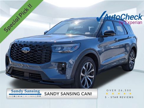 Used 2025 Ford Explorer ST-Line w/ Premium Package image 1