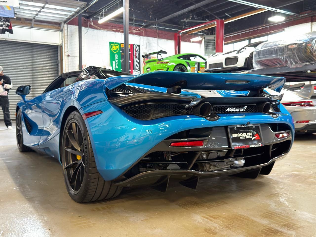 Used 2020 McLaren 720S Luxury RWD image 10