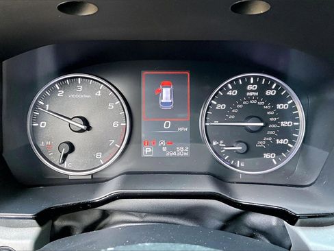 Used 2022 Subaru Outback Premium image 12