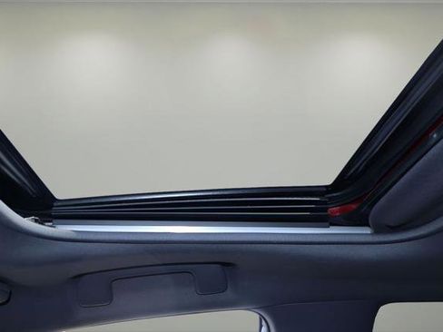 Certified 2019 Toyota Avalon XSE FWD image 22