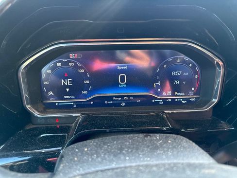 Used 2025 Chevrolet Silverado 2500 High Country w/ Technology Package AWD/4WD image 8