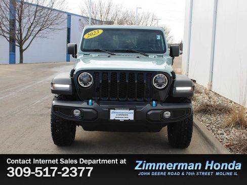 Used 2023 Jeep Wrangler Unlimited w/ Cold Weather Group image 4