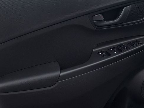 Certified 2023 Hyundai Kona SEL AWD/4WD image 9