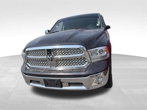 Used 2016 RAM 1500 Laramie w/ Convenience Group AWD/4WD image 3