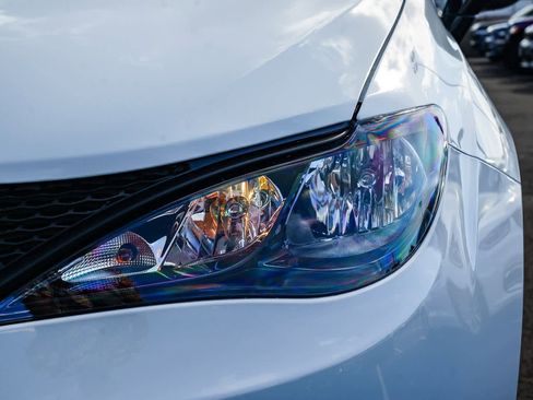 New 2026 Chrysler Voyager LX image 8