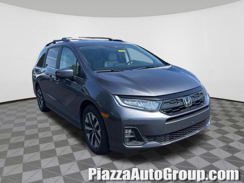 Certified 2026 Honda Odyssey EX-L image 1