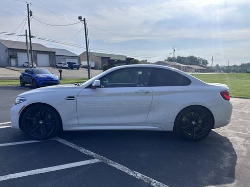 Used 2018 BMW M2 RWD image 4
