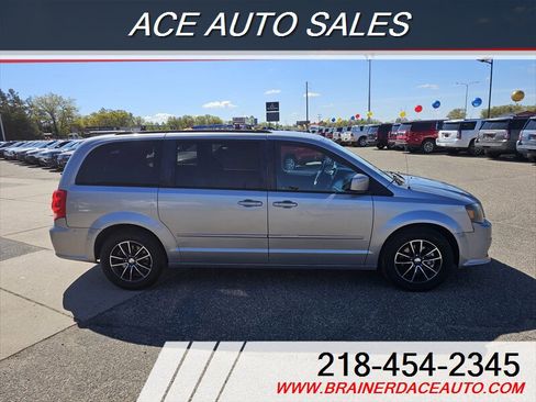 Used 2016 Dodge Grand Caravan R/T FWD image 8