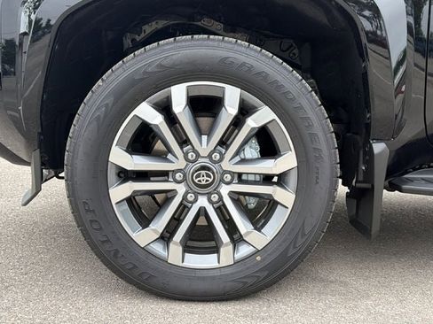 New 2026 Toyota 4Runner Limited AWD/4WD image 12