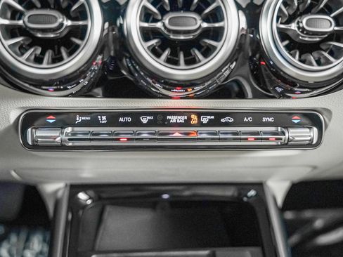 Certified 2023 Mercedes-Benz GLA 250 image 23