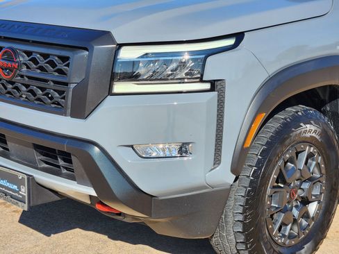 Used 2023 Nissan Frontier Pro-X w/ Pro-X Premium Package image 9