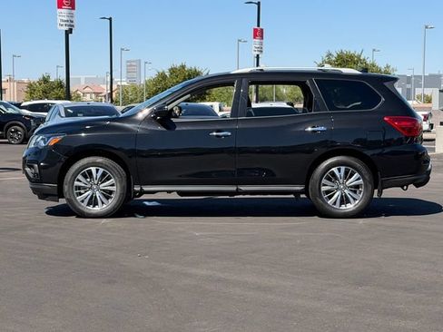 Certified 2020 Nissan Pathfinder S AWD/4WD image 2