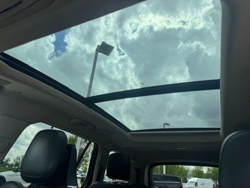 Used 2023 Lincoln Aviator Reserve w/ Equipment Group 201A AWD/4WD image 21