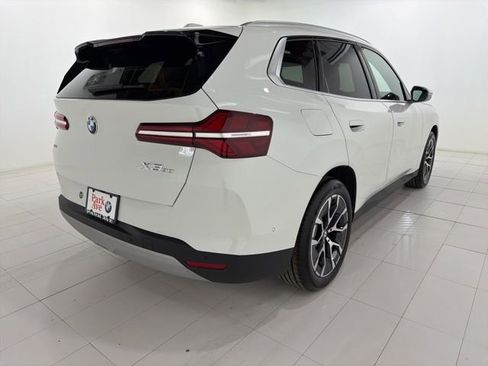 Used 2026 BMW X3 xDrive30 w/ Premium Package image 5