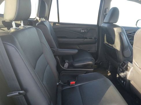 Used 2021 Honda Pilot Elite image 17