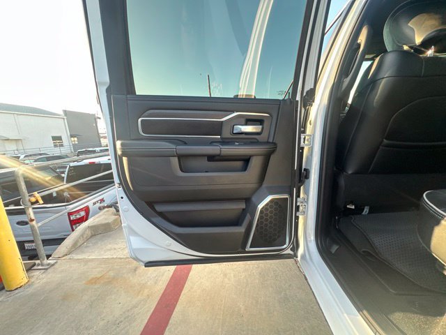 Used 2026 RAM 2500 Laramie AWD/4WD image 10