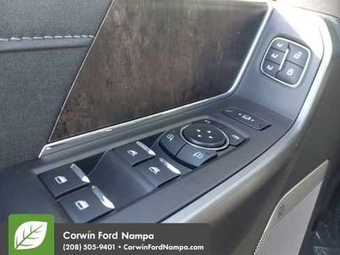 New 2026 Ford F350 Lariat w/ Black Appearance Package image 11