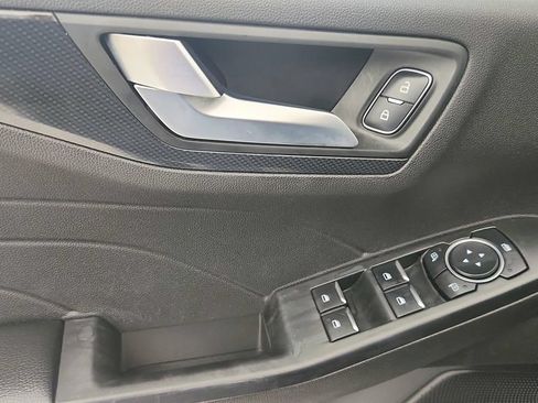 Used 2023 Ford Escape ST-Line Select AWD/4WD image 18