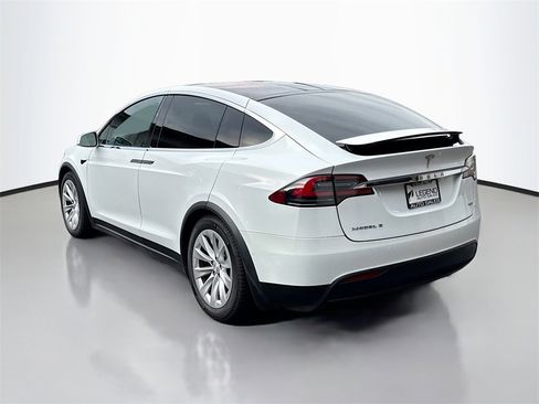 Used 2017 Tesla Model X 75D image 9