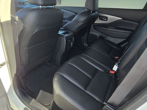 Used 2024 Nissan Murano SV image 15