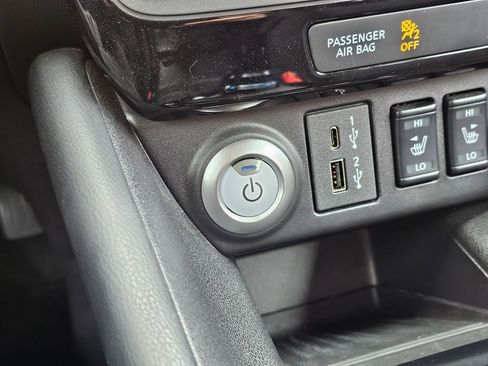 Certified 2025 Nissan Leaf SV Plus FWD image 26